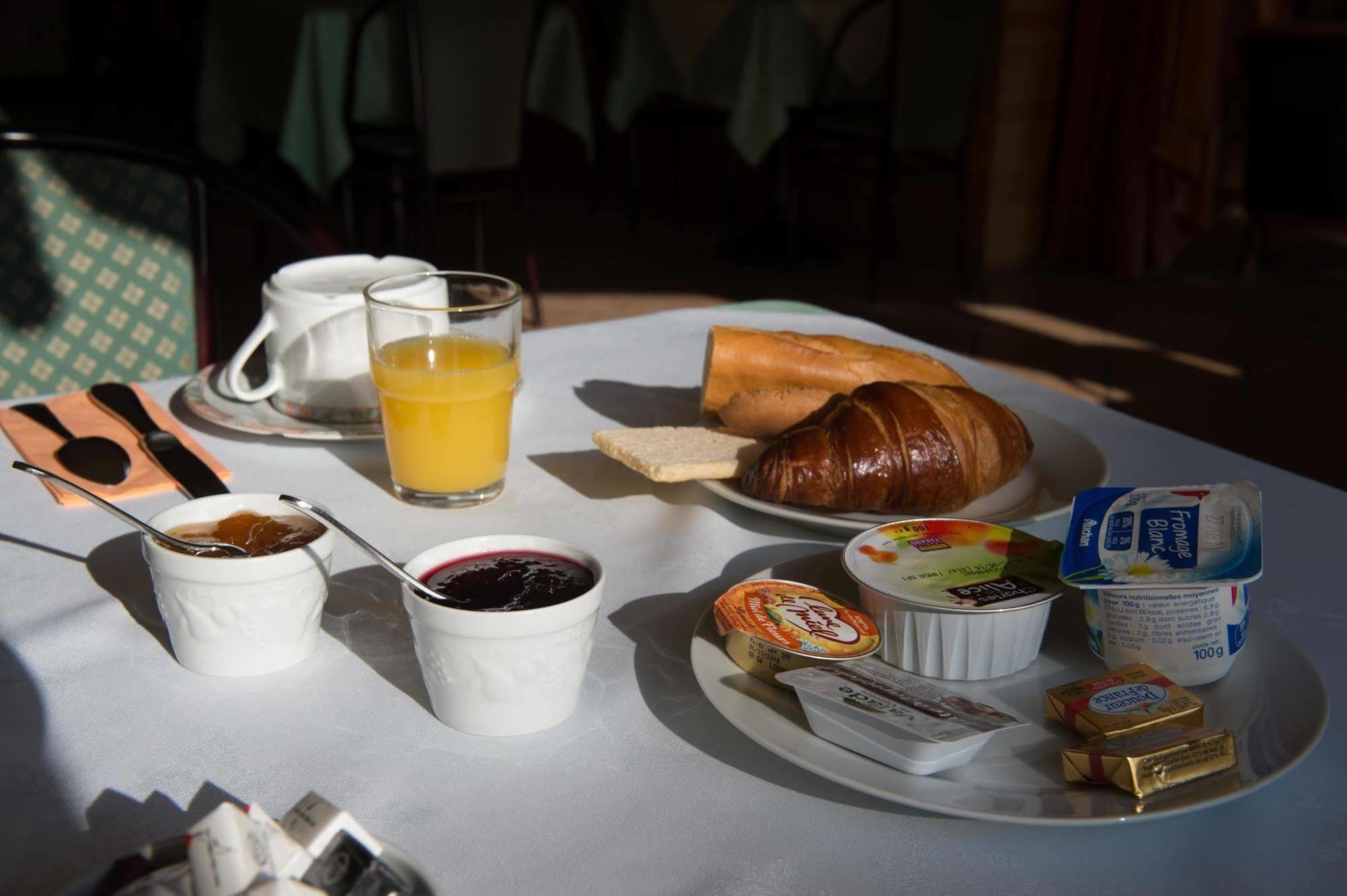 Anne De Beaujeu Hotel Gien Ngoại thất bức ảnh